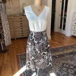 Brown and‎ White Floral A. Byer Skirt - Size 9